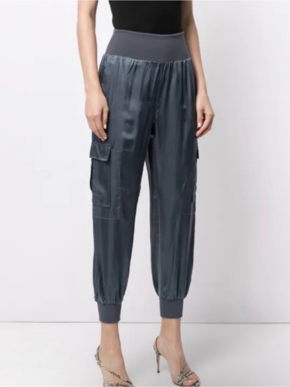 Cinq a Sept Charcoal Satin Cargo Joggers - Sz Med